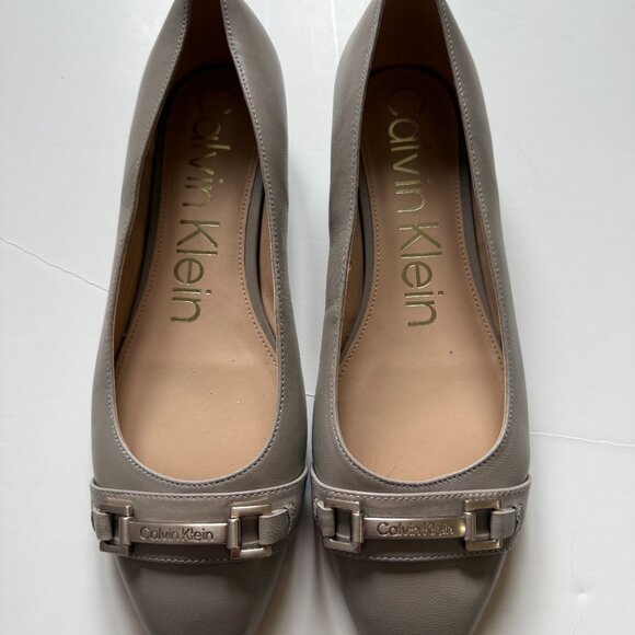 Calvin Klein Women's Ballet Flats - Picture 3 of 4